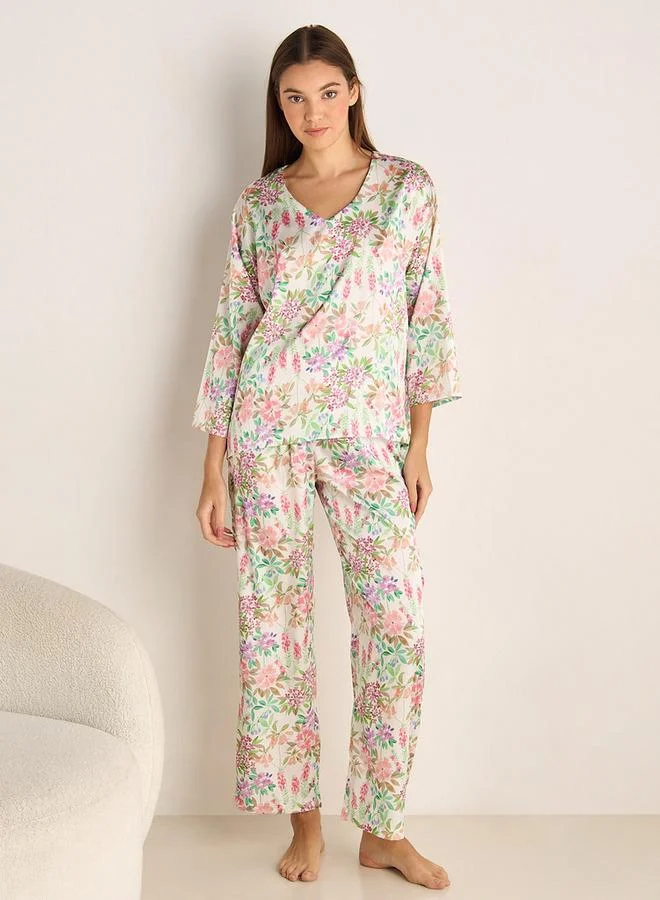 سبلاش فيڤ Pyjama Set V-neck Top & Trousers